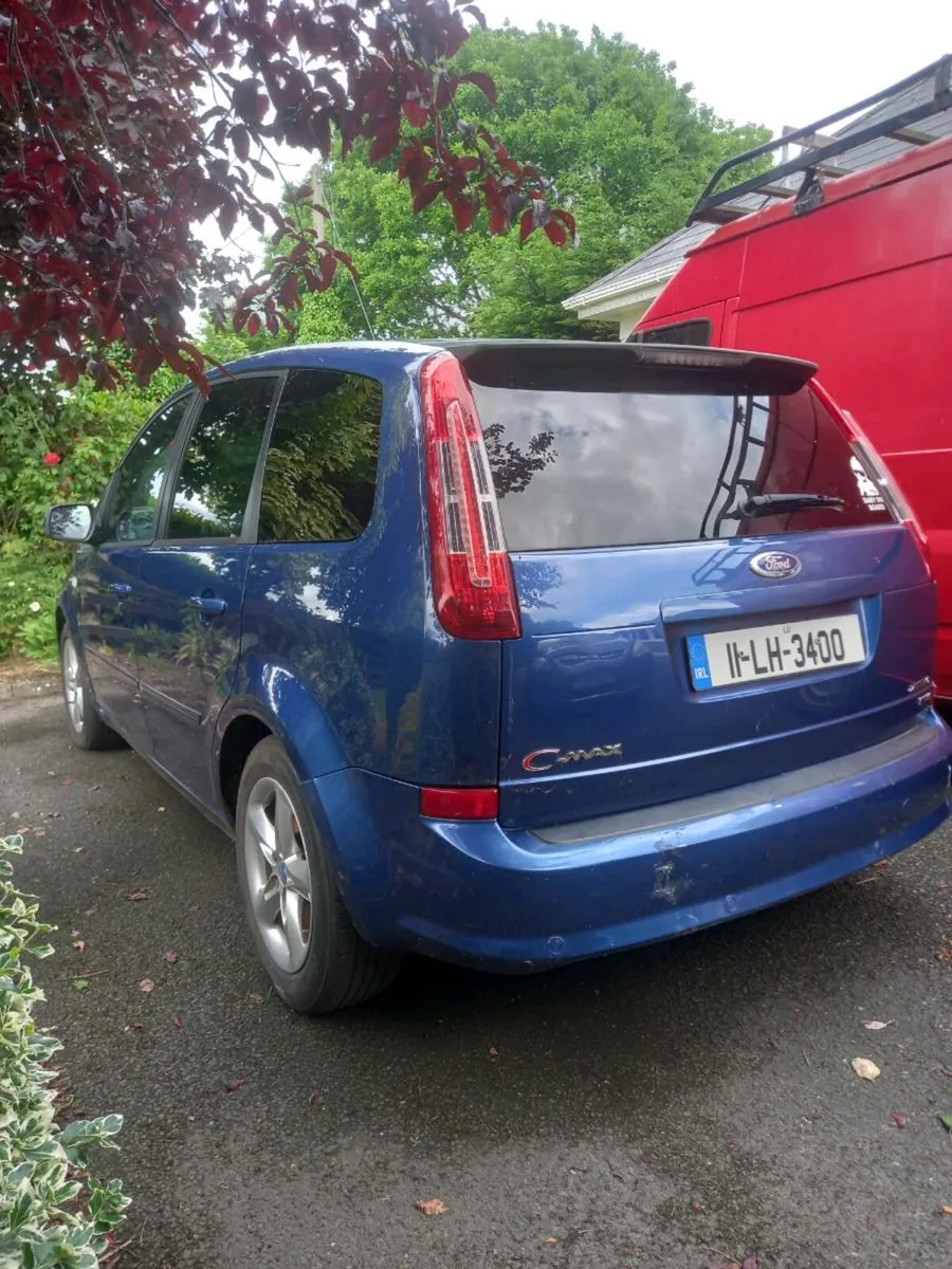 Car - Image 4