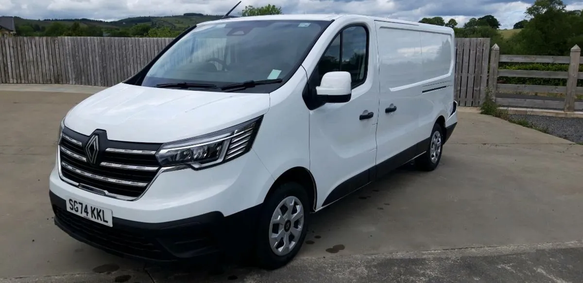 2024 Renault trafic 2.0 TD - Image 2