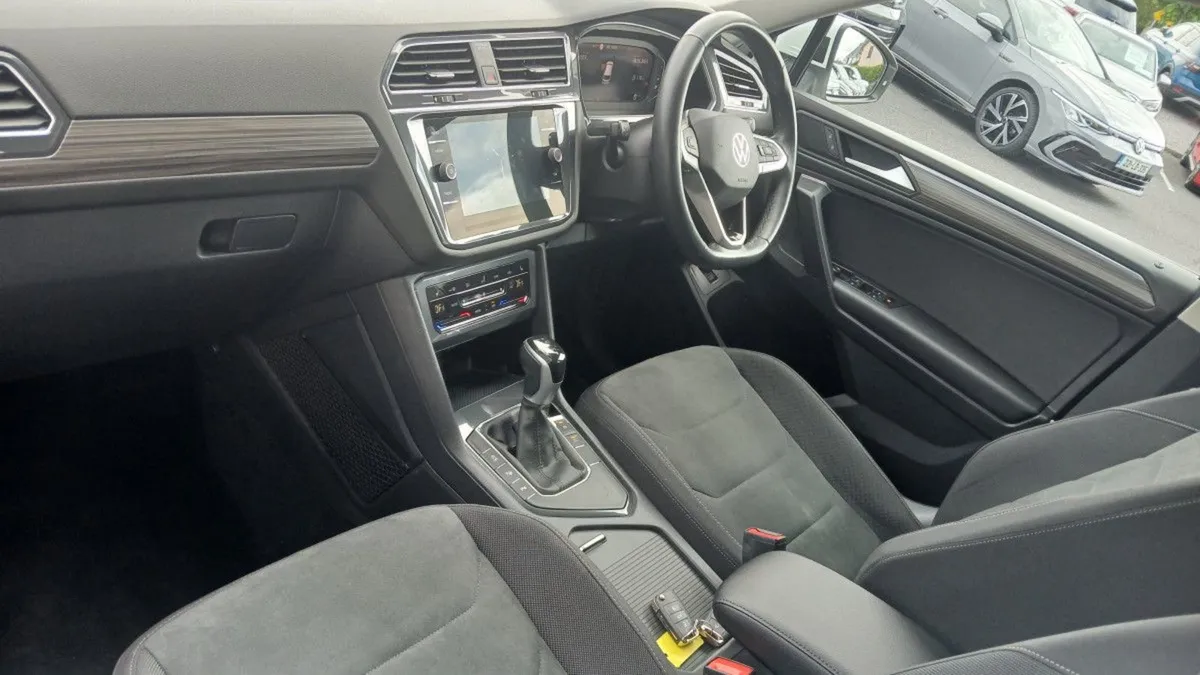 Volkswagen Tiguan Allspace Elegance 2.0 TDI 150 B - Image 3