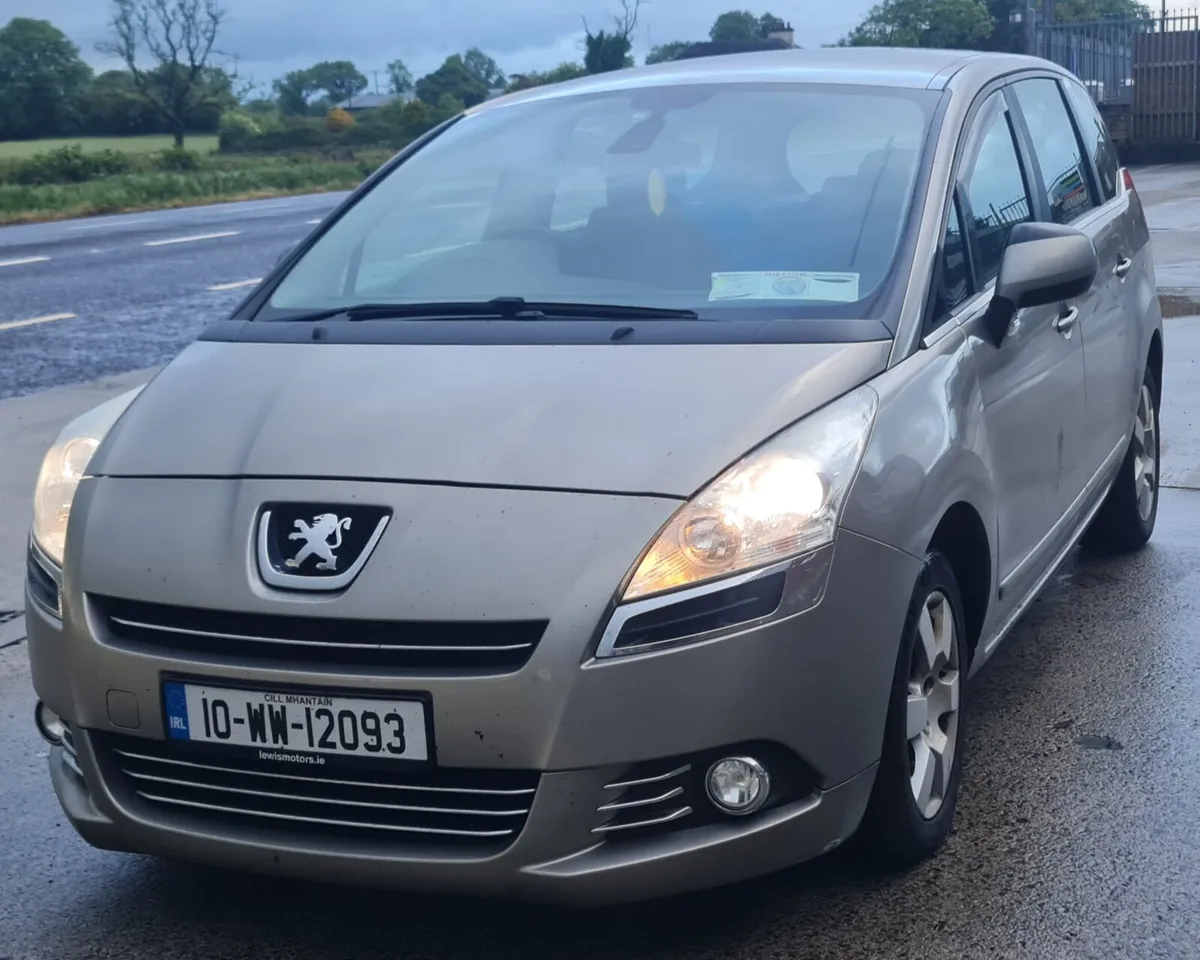 Peugeot 5008 7 seater - Image 2