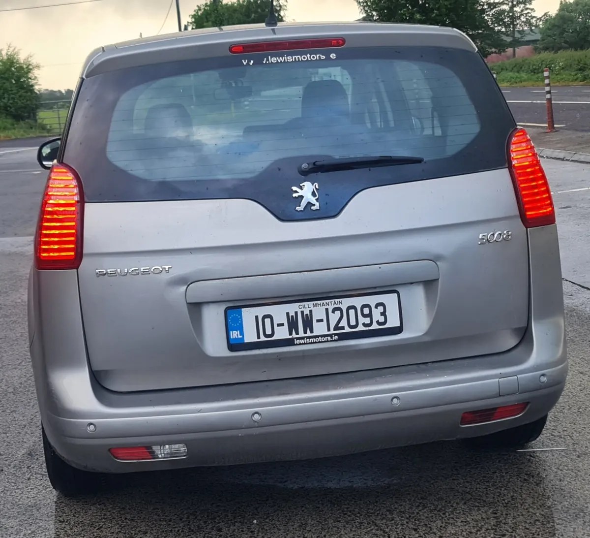 Peugeot 5008 7 seater - Image 4