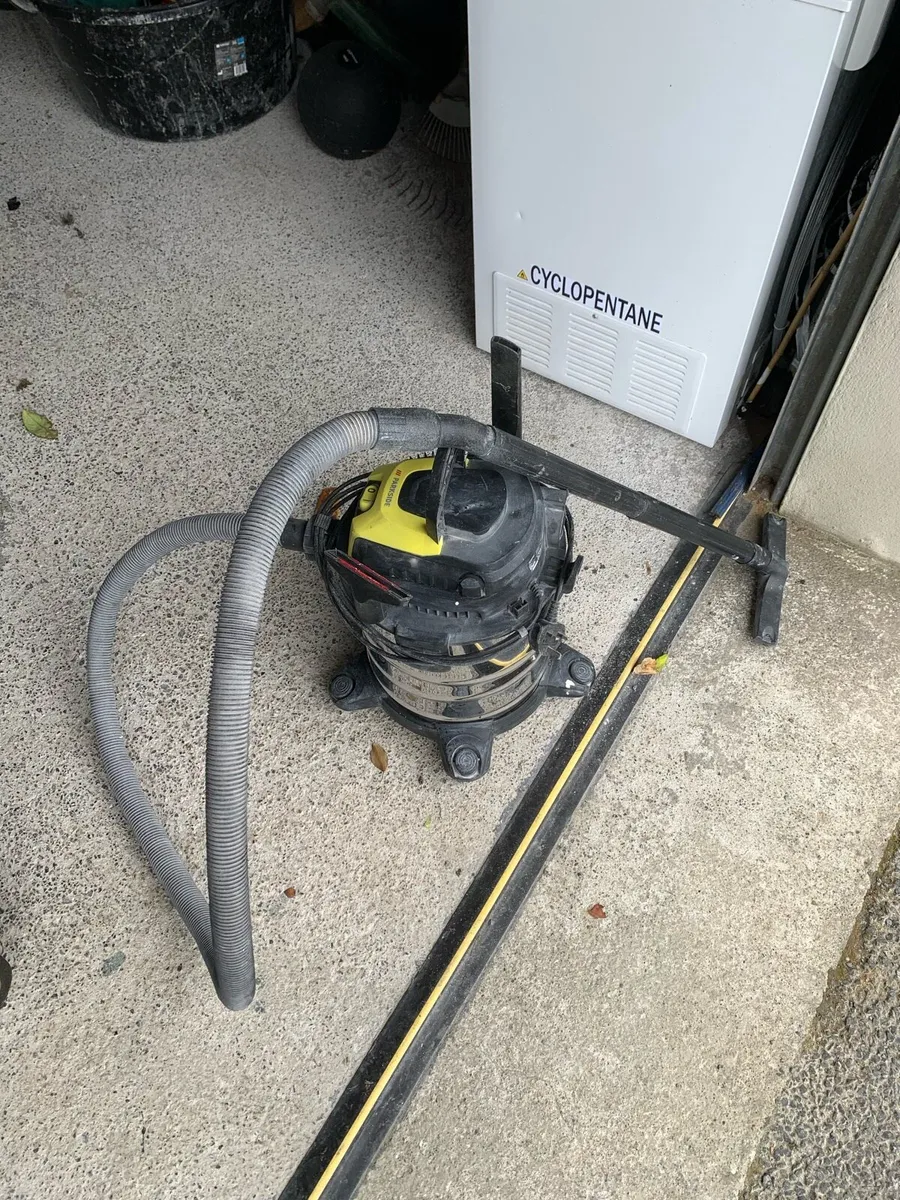 Wet & Dry Vacuum Cleaner - Image 2