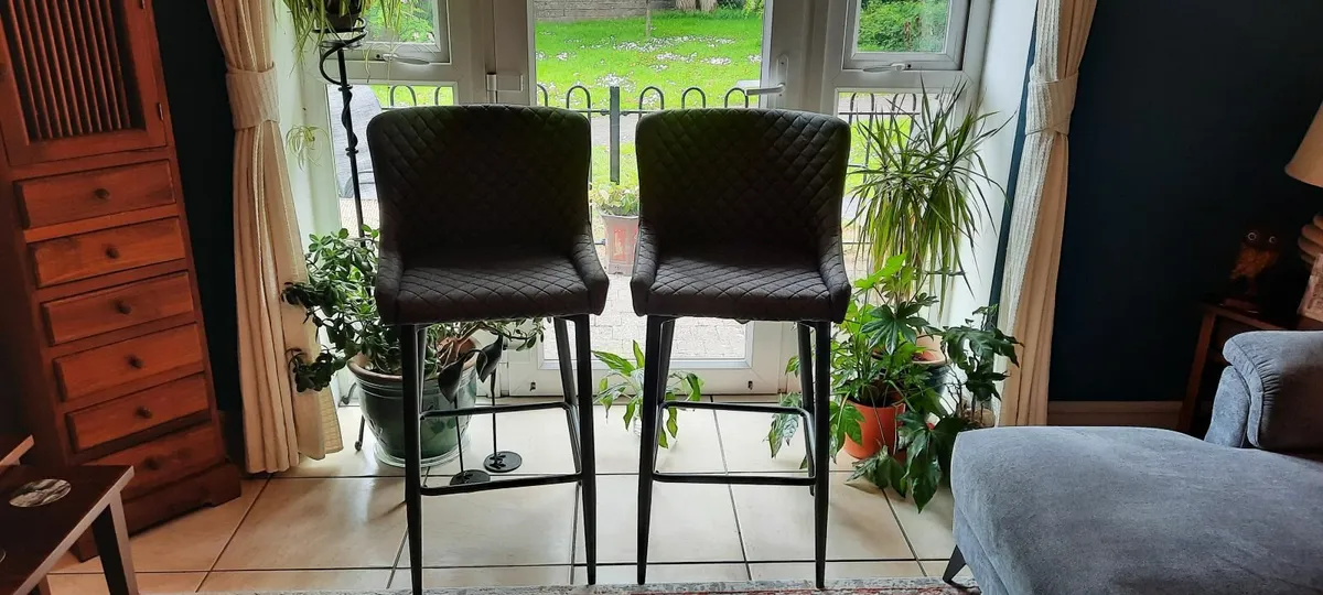 Kitchen Bar stools - Image 1