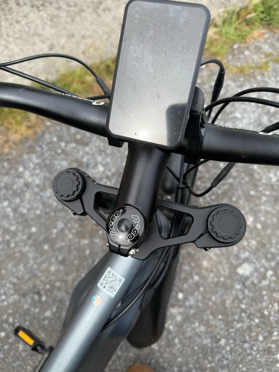Gunai electric Bike L size - Image 1