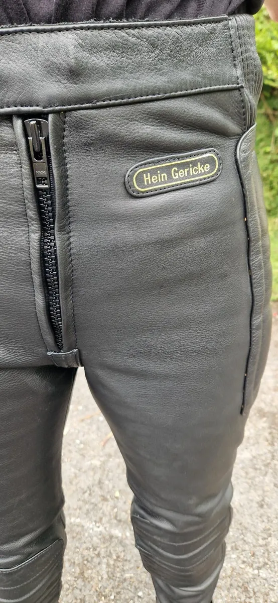 Ladies Leather Motorcycle Pants - Image 4