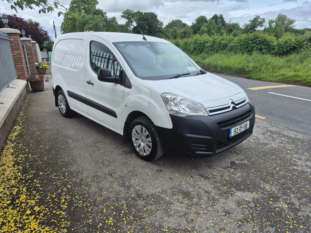 Citroen Berlingo 3 Seater - Image 1