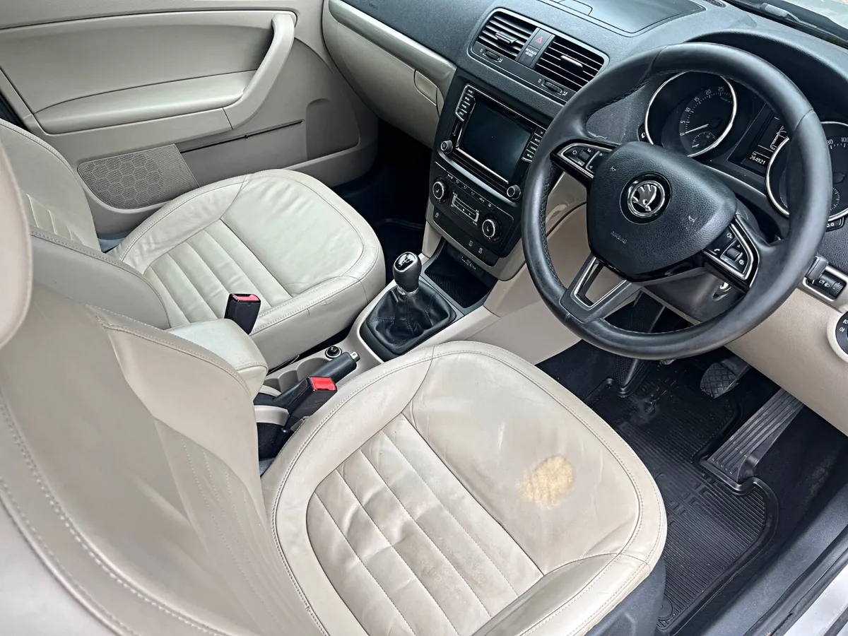 Skoda Yeti Elegance 2.0 TDI 110BHP - Image 4