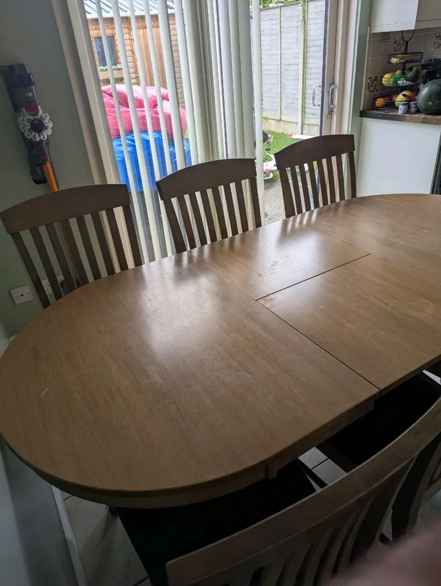 Kitchen Table & Chairs - Image 1
