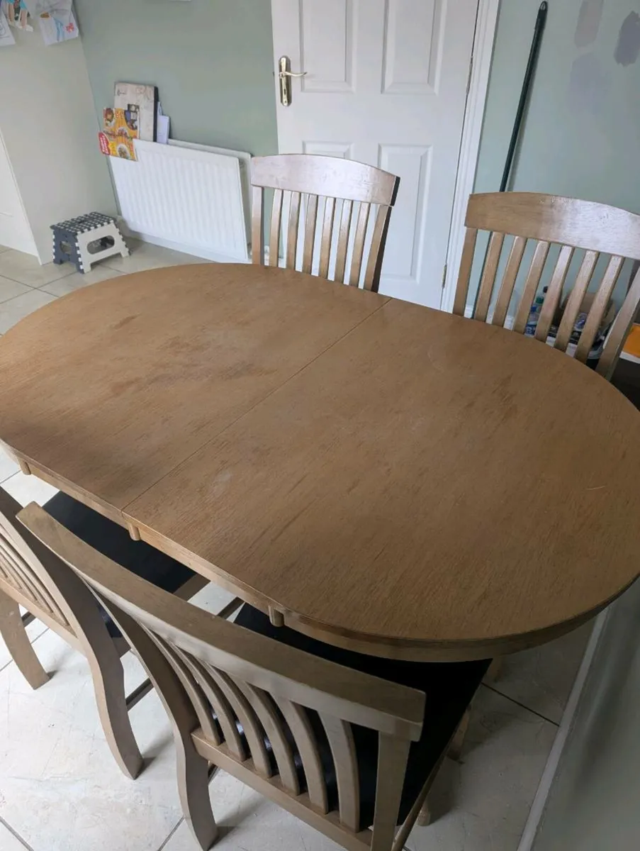Kitchen Table & Chairs - Image 2