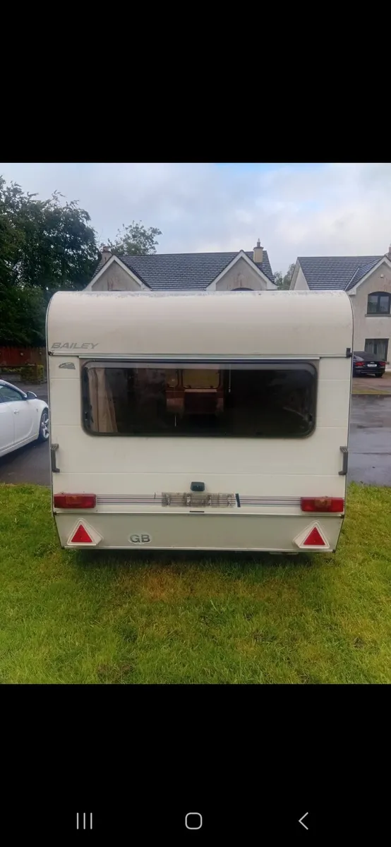 Caravan 4 berth - Image 4
