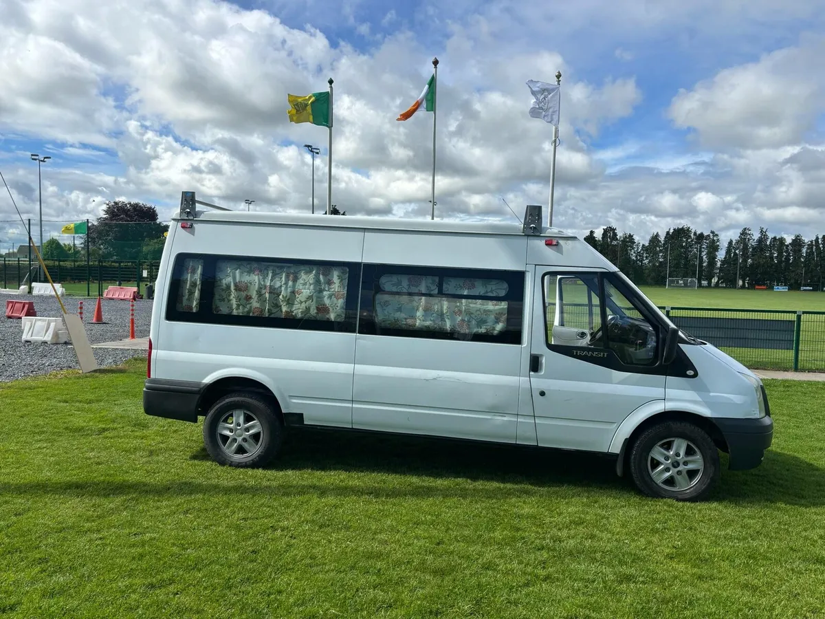 Camper van - Image 3