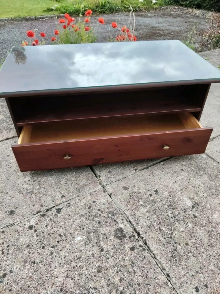 PINE COFFEE TABLE - Image 3