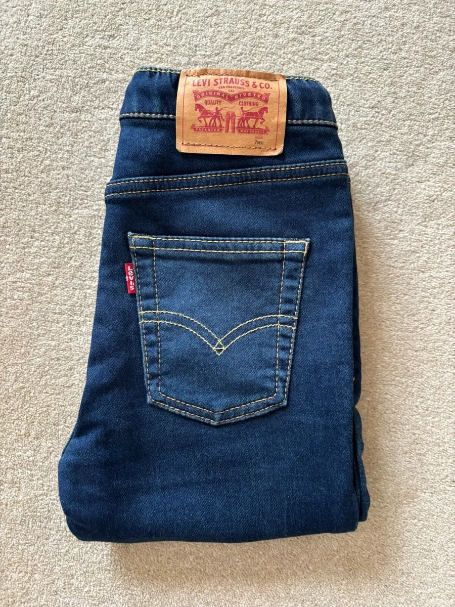 Levi’s denim skinny joggers age 7-8 - Image 4
