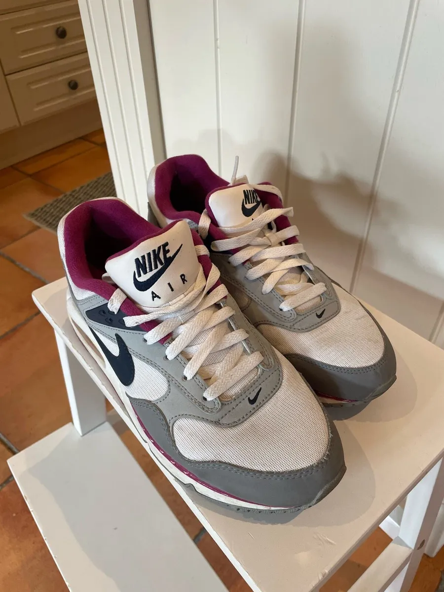 Nike Air Sneaker - Image 1