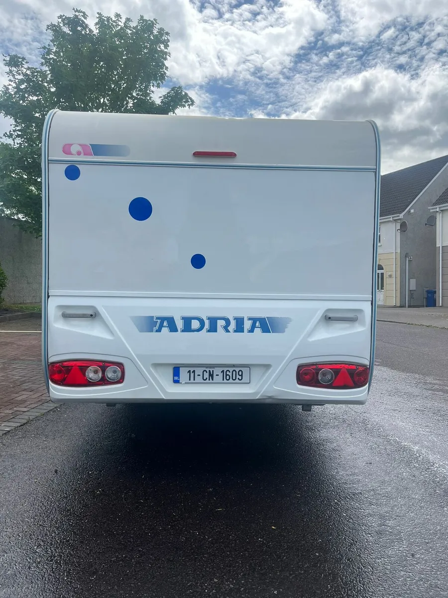 Adria adordx fixed bed 16ft - Image 3