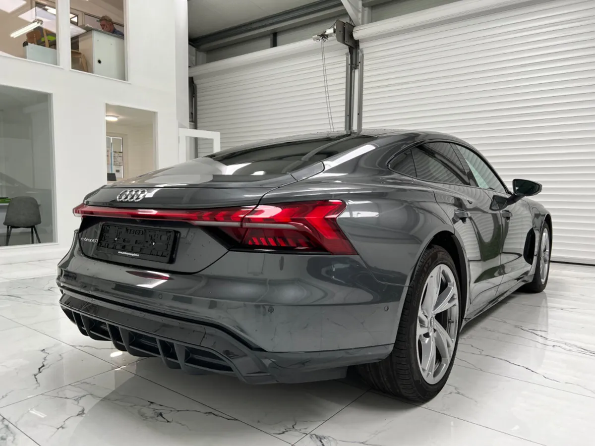 Audi e-tron GT quattro 2022 - Image 3