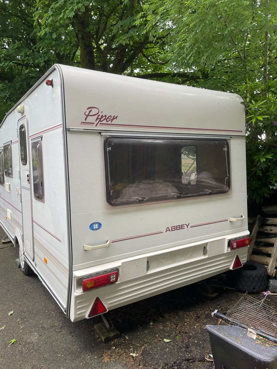 Caravan - Image 4