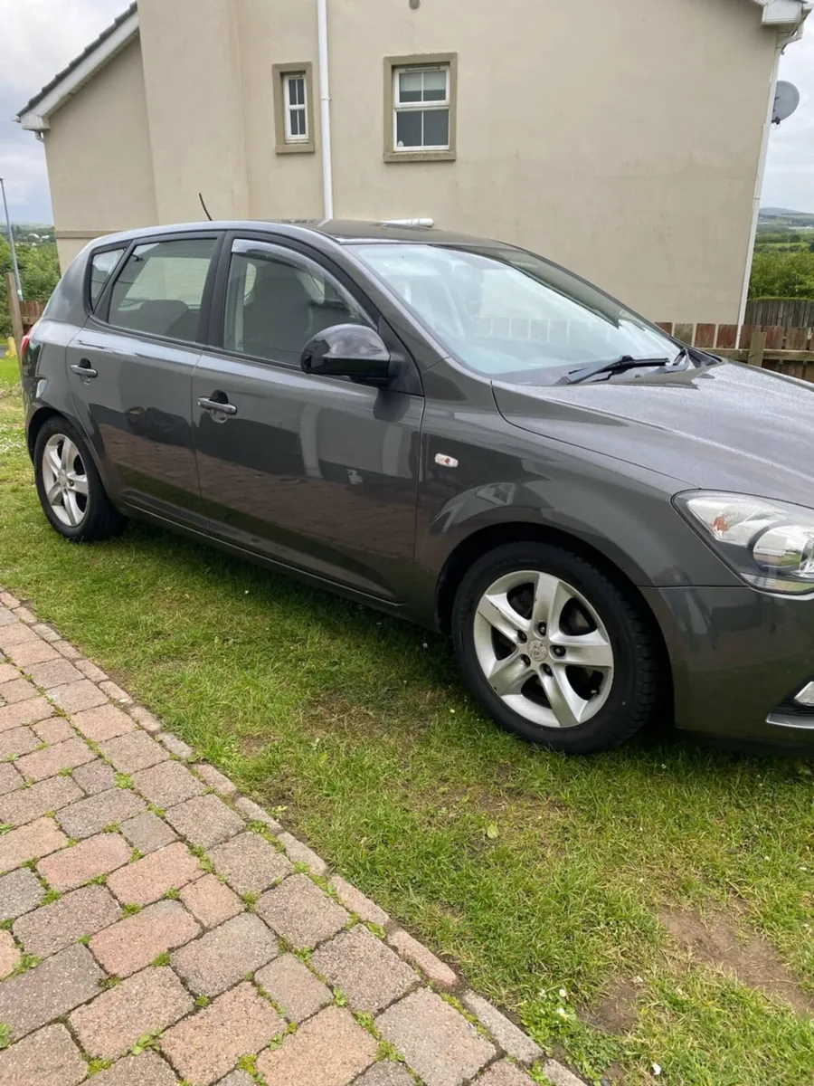 2012 kia ceed - Image 4
