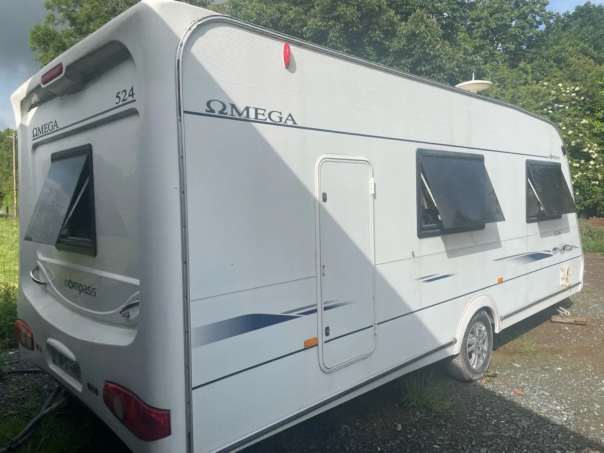 Compass Omega 524 Caravan - Image 1