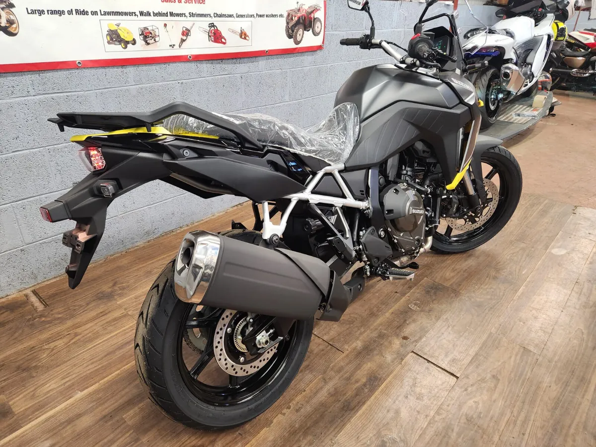 Suzuki DL800 V Strom - Image 3