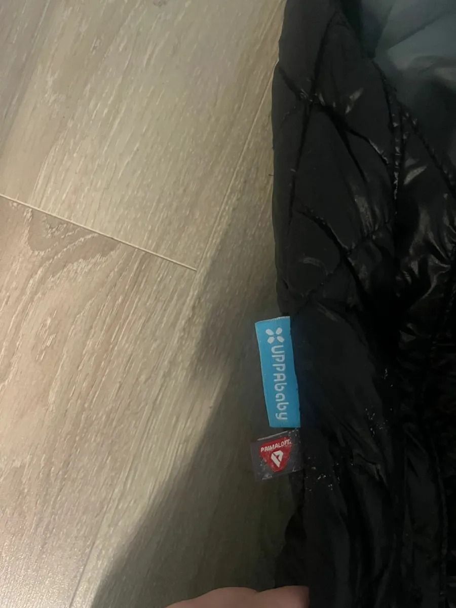 Uppababy footmuff for toddler seat - Image 1