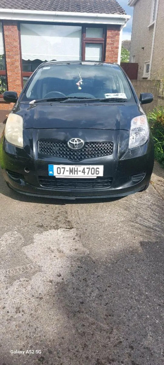 Toyota Yaris - Image 1