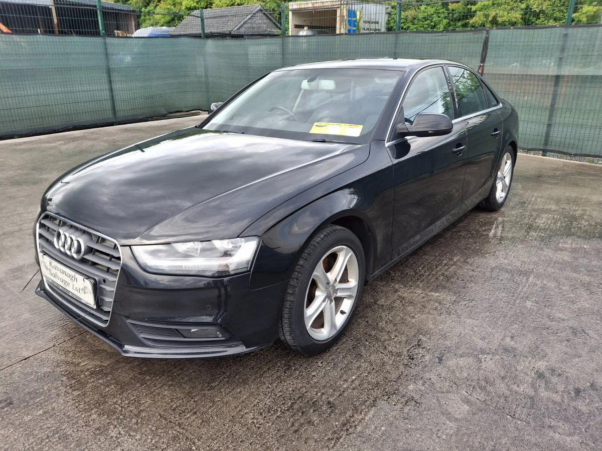 2013 Audi A4  2.0 Diesel  Manual - Image 3