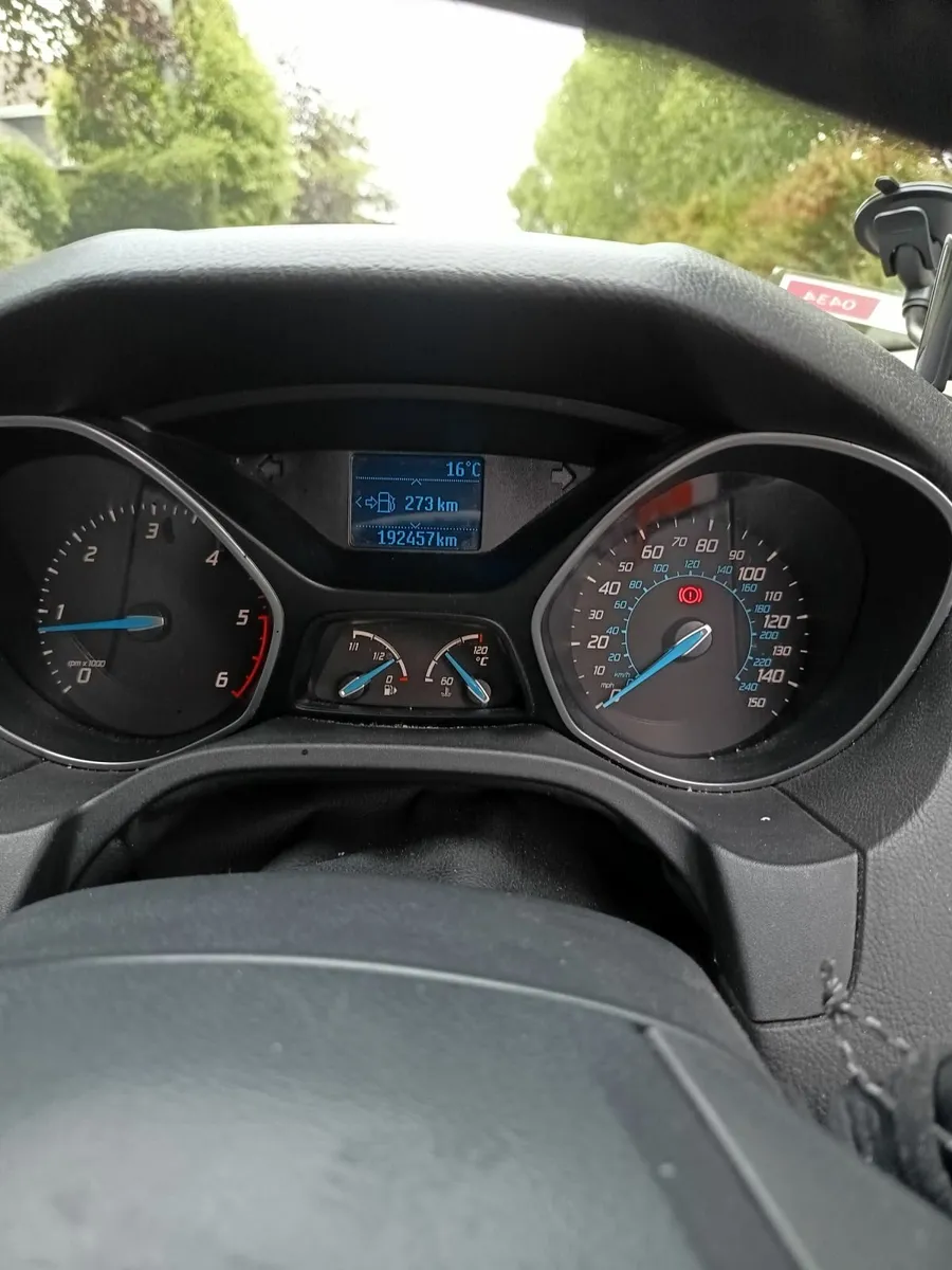 Ford Focus 2012 - Image 1