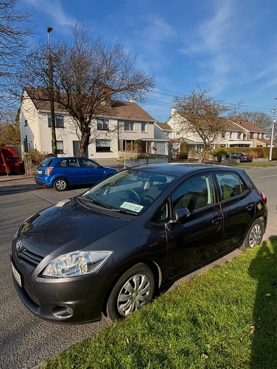 Toyota Auris - 2012 - 1.4L Diesel (100,000km) - Image 2
