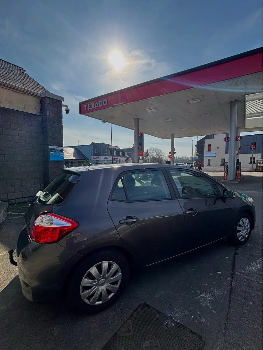 Toyota Auris - 2012 - 1.4L Diesel (100,000km) - Image 4