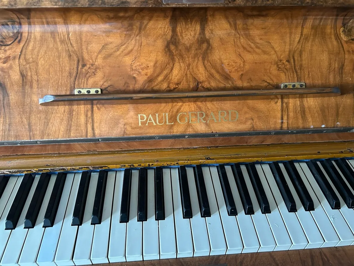 Piano - Image 1