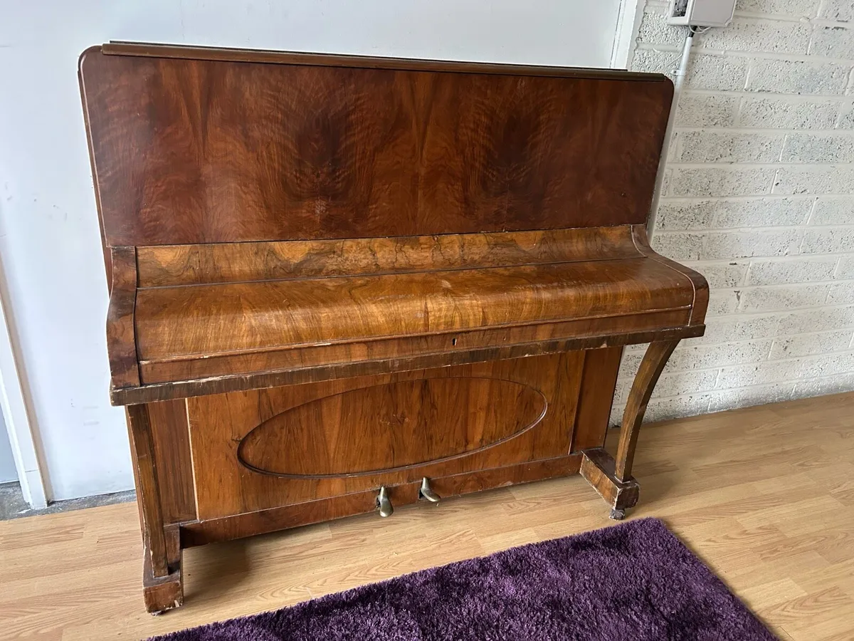 Piano - Image 2