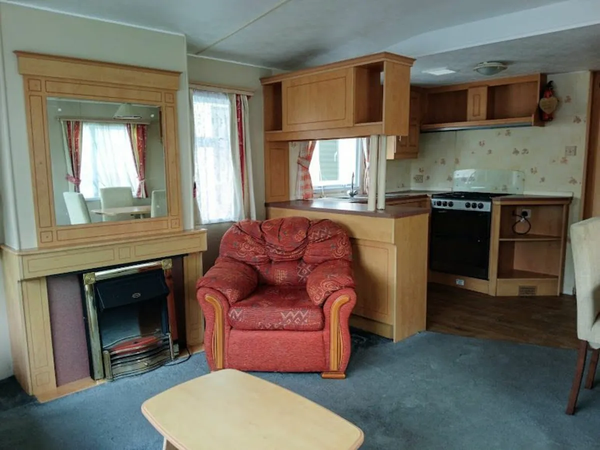 Mobile Home - Image 3