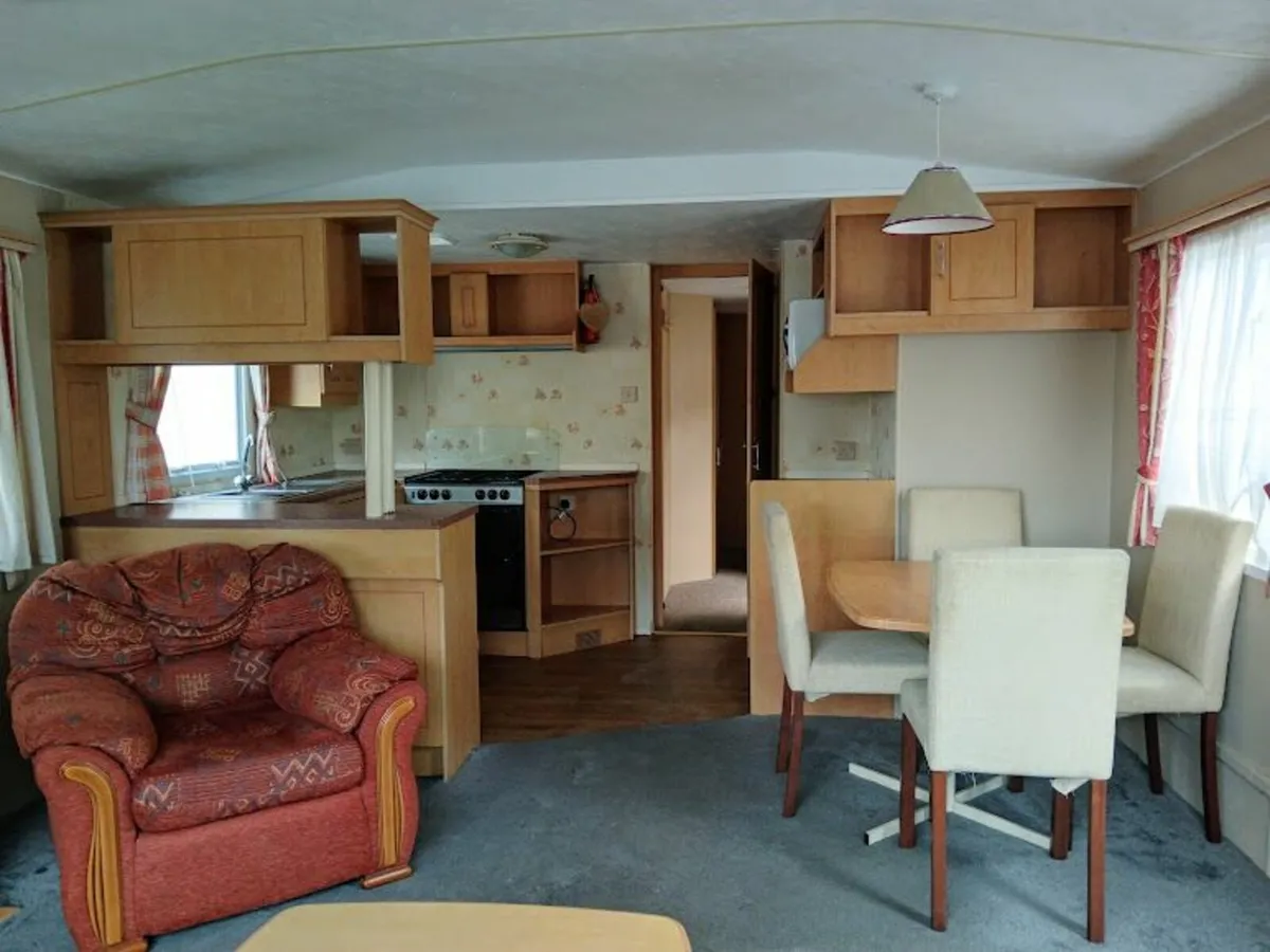 Mobile Home - Image 4