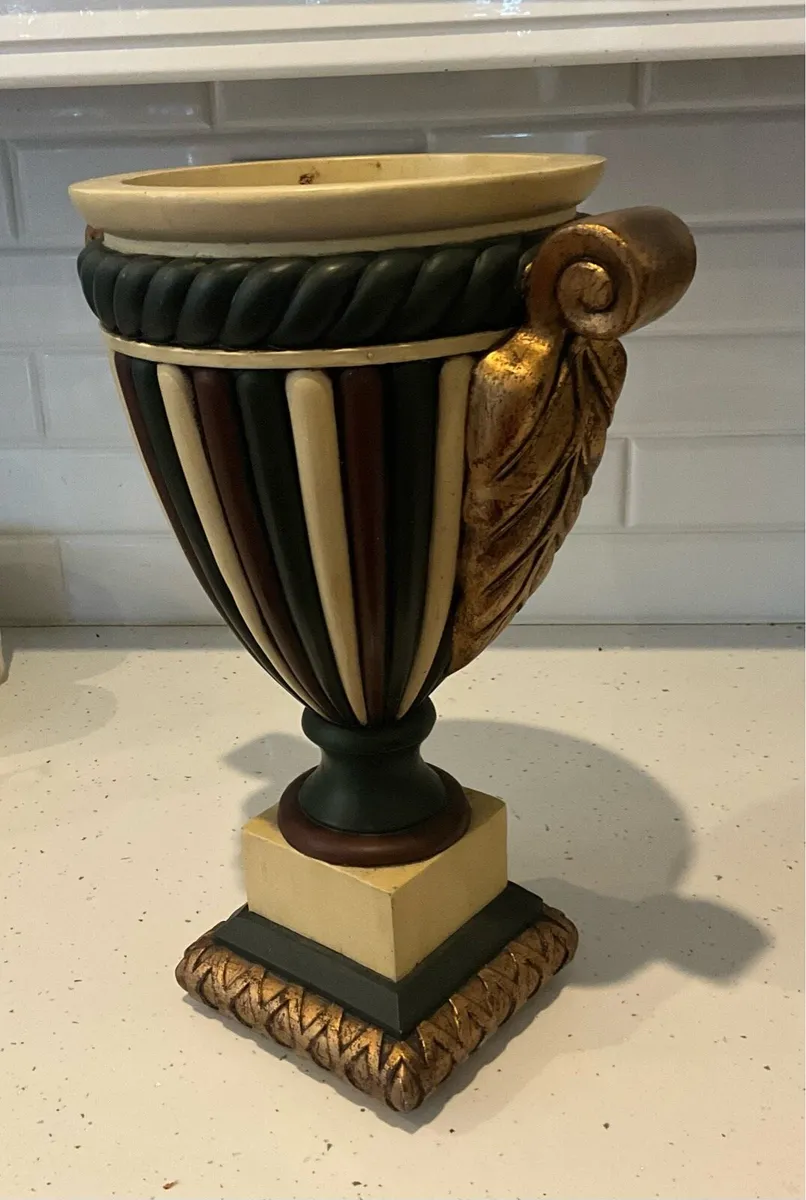 Spectacular Large Vintage Ceramic Plant/Urn - Image 3