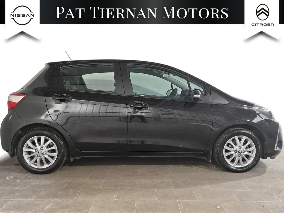 Toyota Yaris 1.0 Vvt-i 3Dr Luna - Image 3