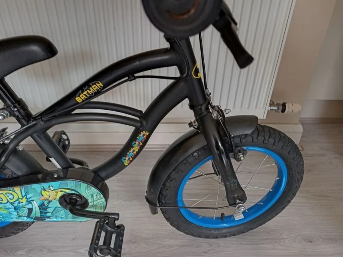 kids batman bike size 14 inch wheels - Image 4