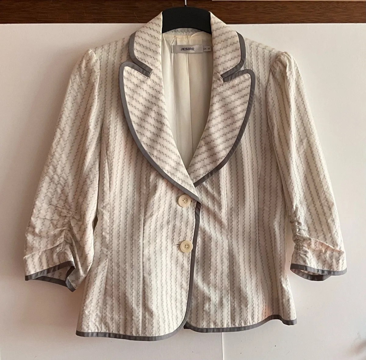 Jesire Size 12 Jacket - Image 1