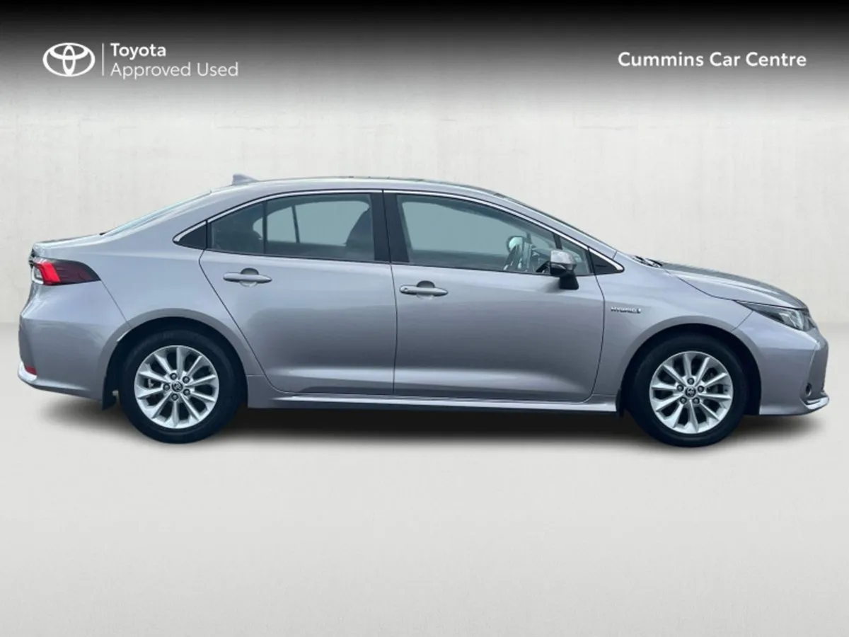 Toyota Corolla Corolla Hybrid Luna SAL - Image 3