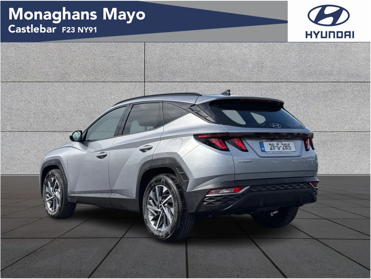 Hyundai Tucson EXECUTIVE 1.6 DIESEL 2WD 5DR - Image 3