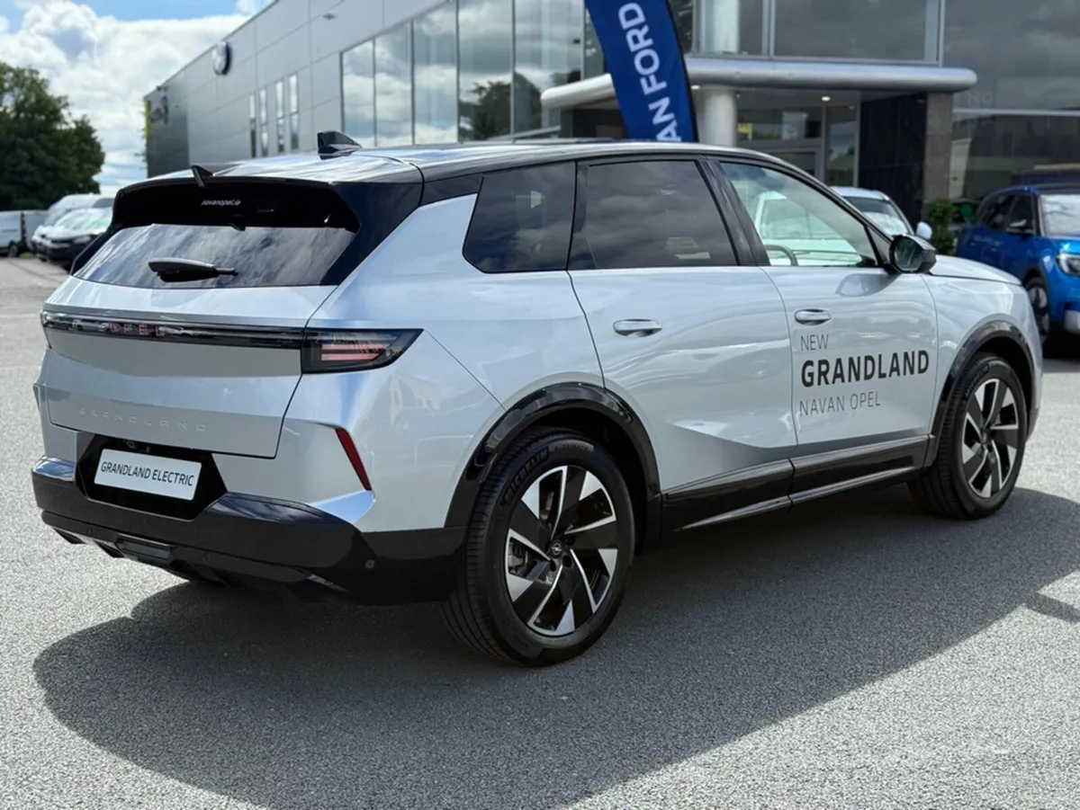 Opel Grandland All-New Grandland Electric GS ** Fr - Image 3