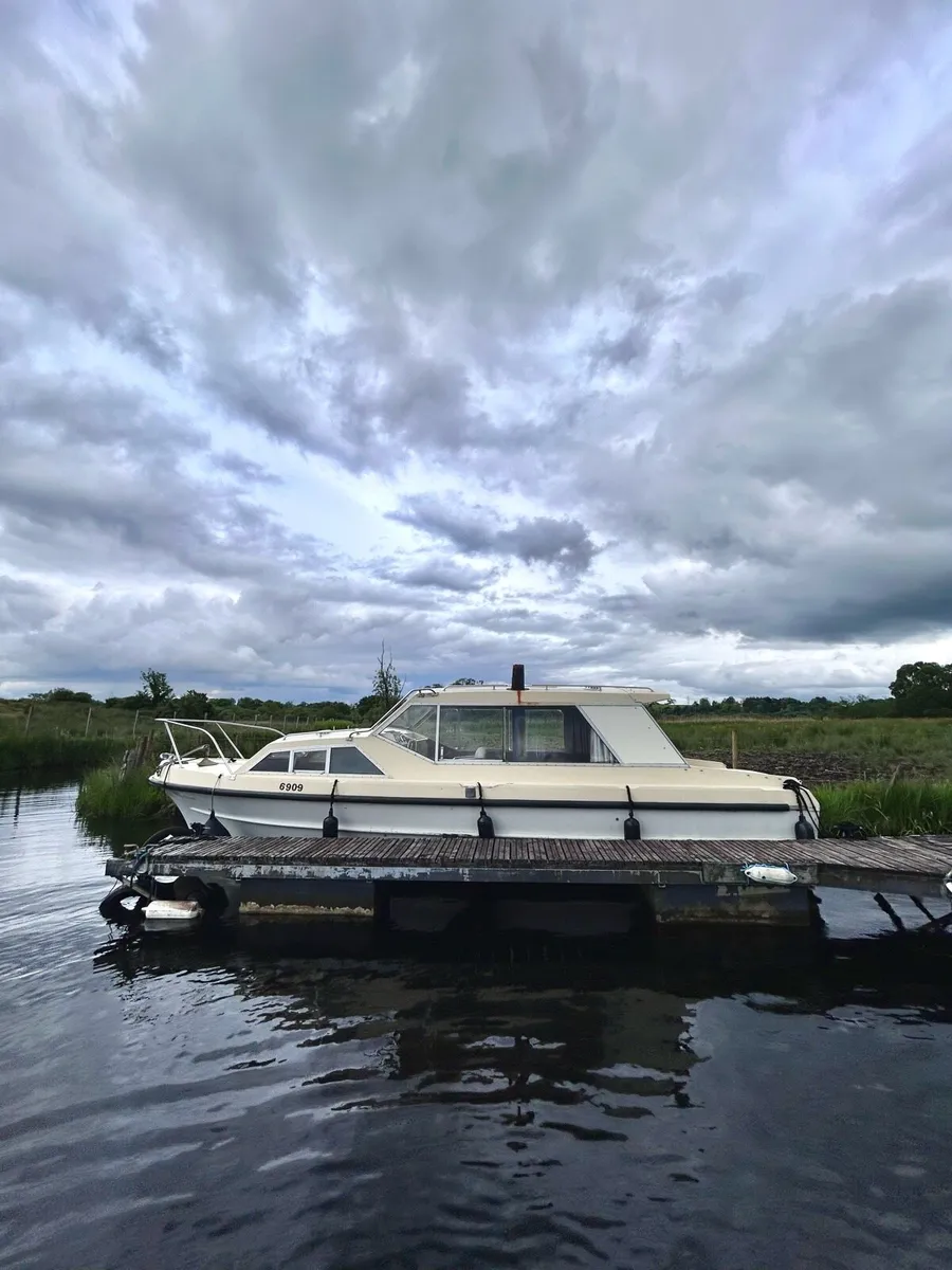 27ft Bounty Cabin Cruiser (4 Berth) - Image 1