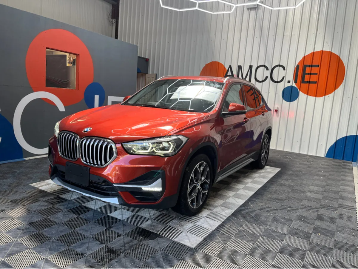 BMW X1 1.5 PETROL / 16k KMs / HEATED SEATS , REVER - Image 3