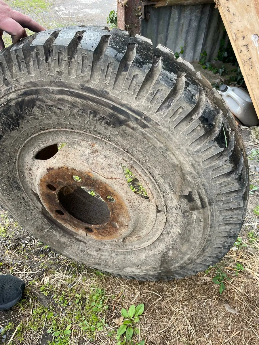 Rare Trailor tyre and rims  8.25 R16 - Image 2