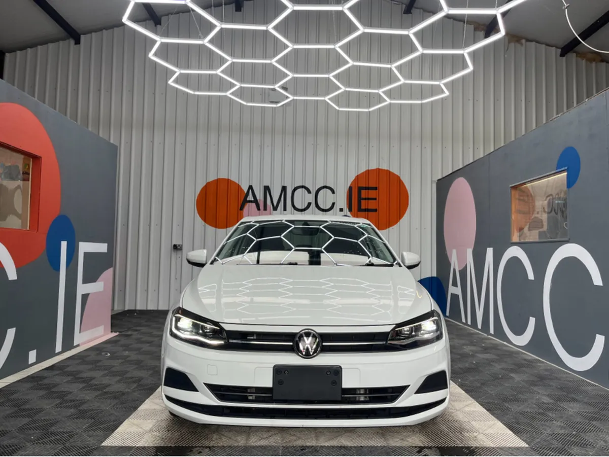 Volkswagen Polo 1.0 TSI COMFORT LINE / 31k KMs / R - Image 2