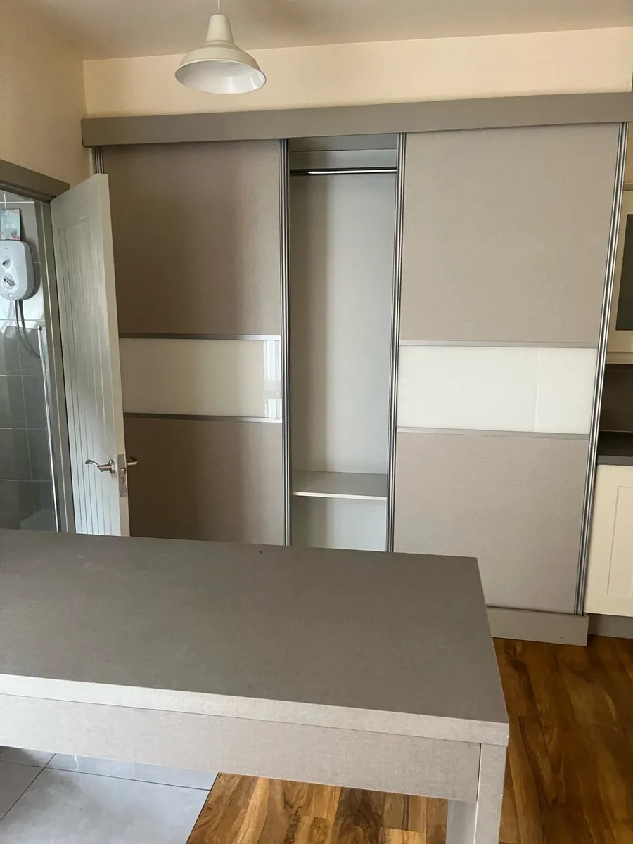 Kitchen - Image 2