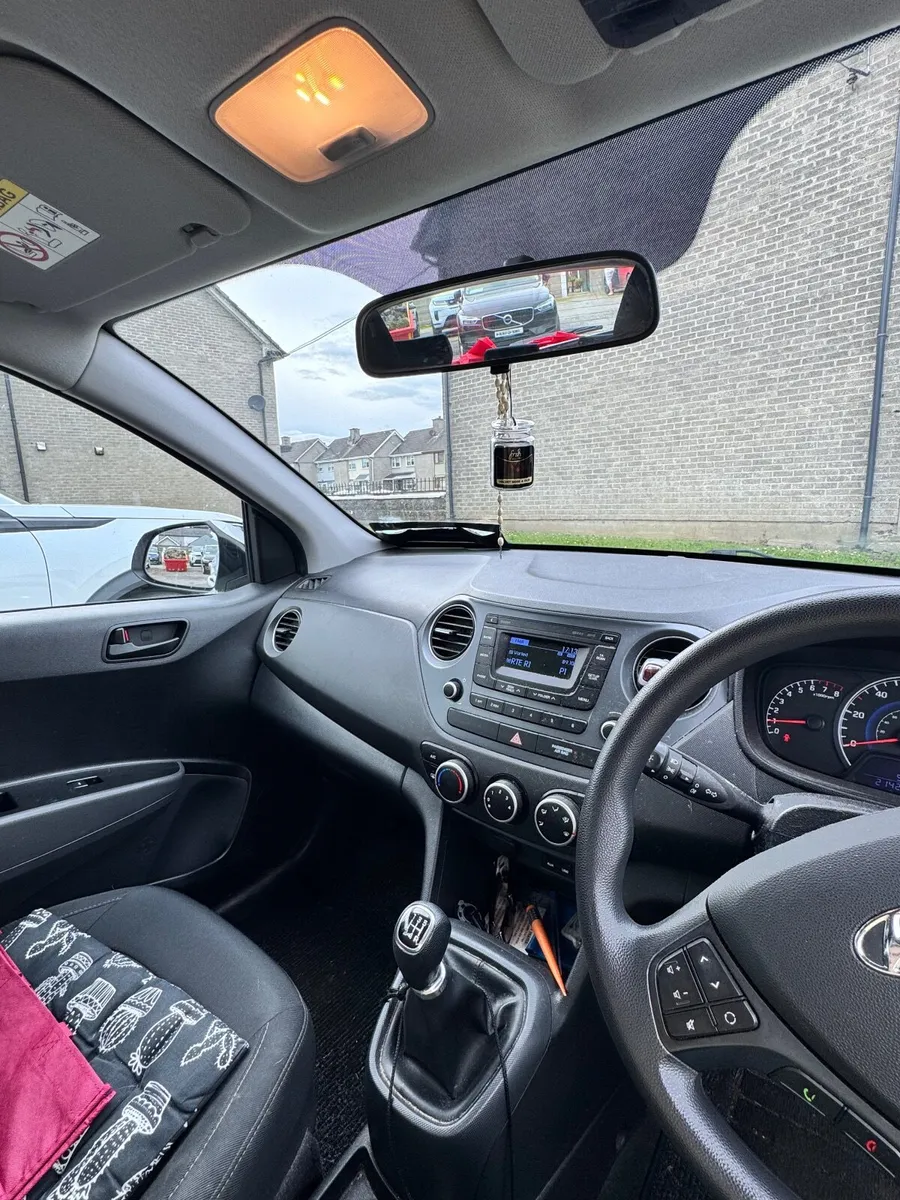 Hyundai i10 2017 - Image 4