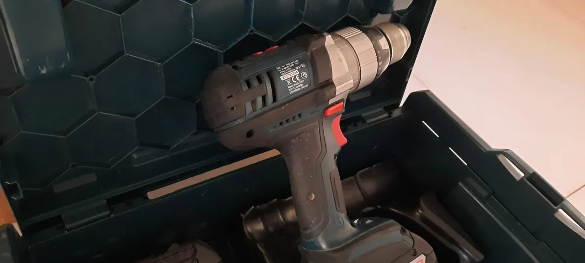 Bosch GSB 18 VE-2-Li 18v Combi Drill - Image 4