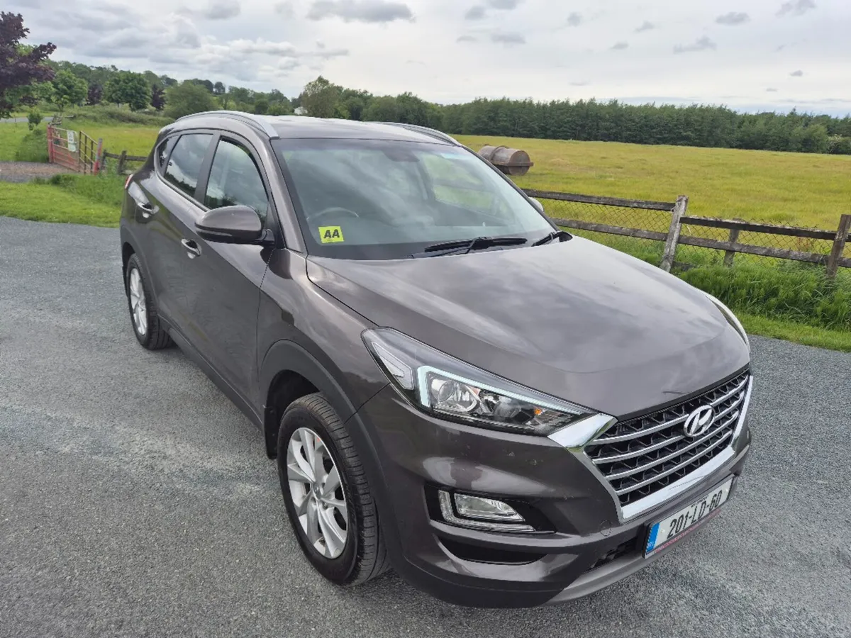 201 Hyundai Tucson EXECUTIVE 1.6 5DR - Image 1