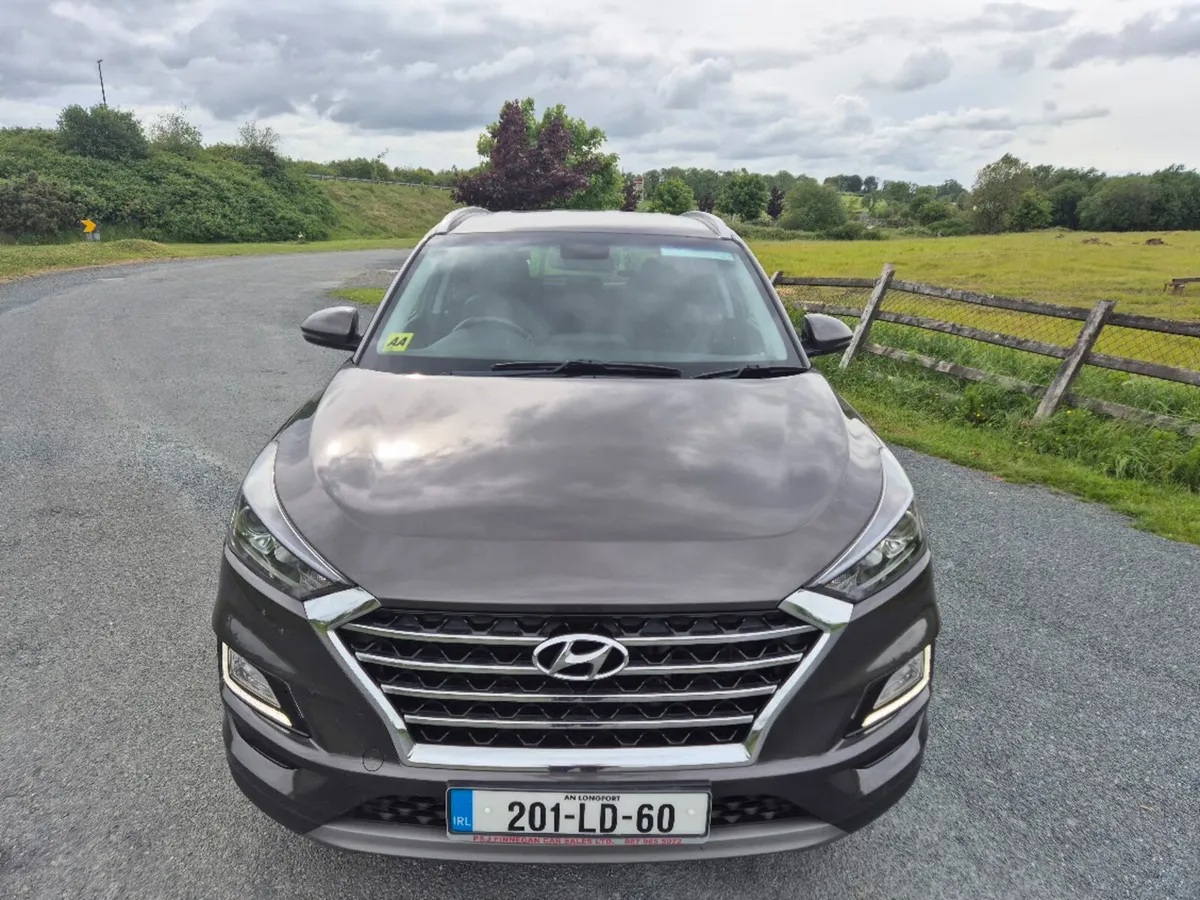 201 Hyundai Tucson EXECUTIVE 1.6 5DR - Image 2